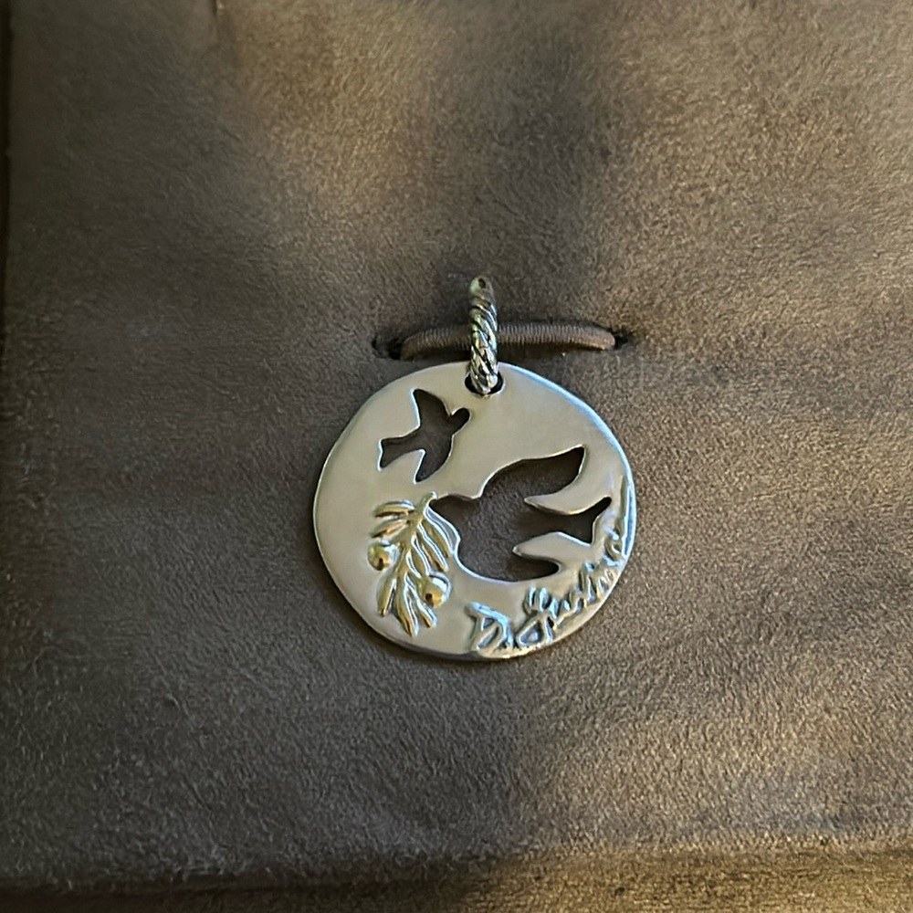 David Yurman DY Elements Dove Pendant w/ 18k gold New Retails for $595